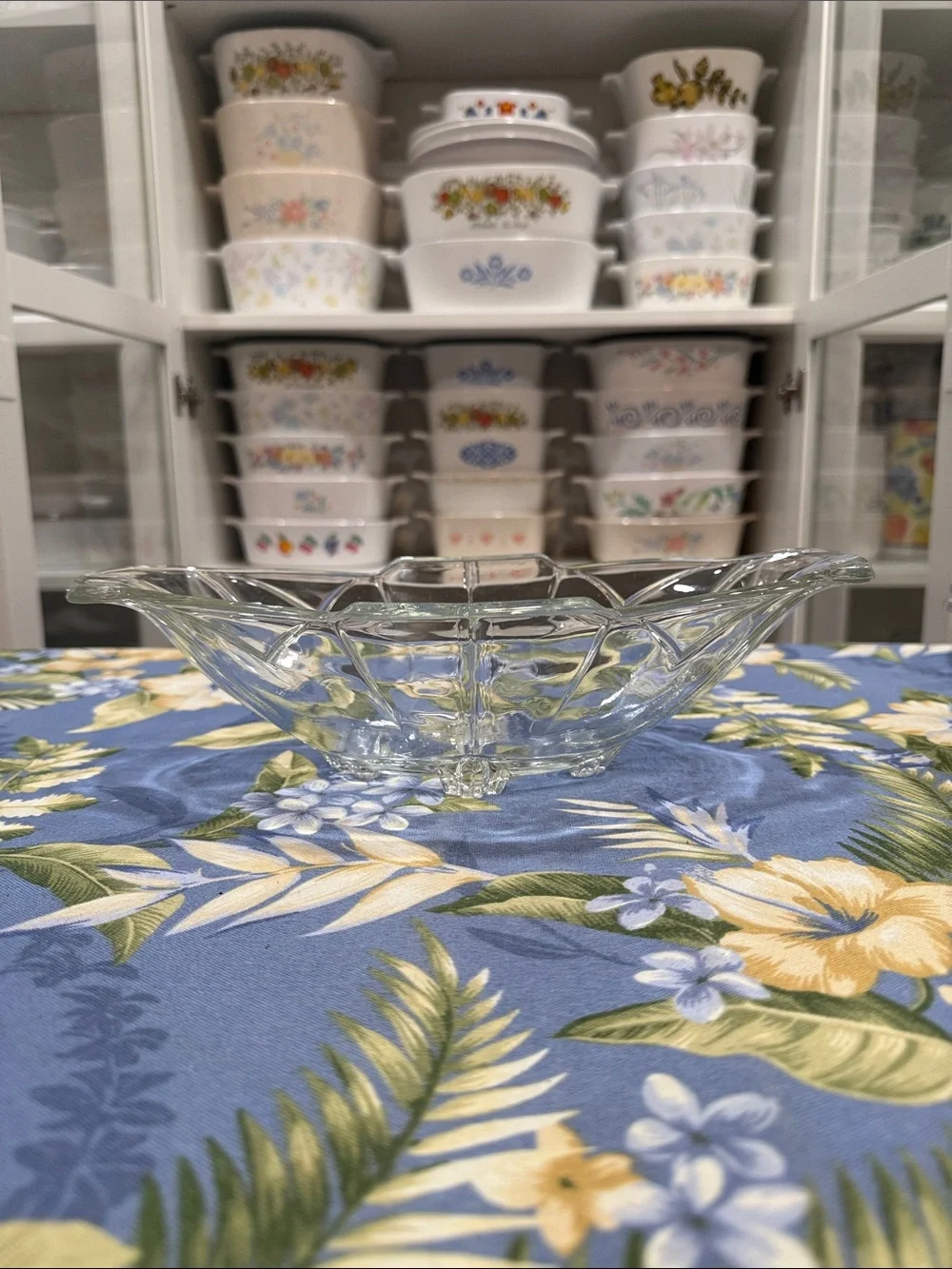 Clear Glass Decorative Serving Bowl - Elegant Centerpiece